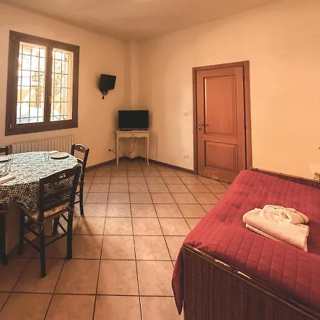 3 Apartment *